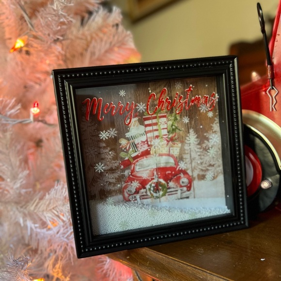 Red Truck Christmas Moving
Snow Picture - Picture 4 of 7